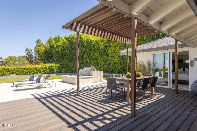3446 Caribeth Drive, Encino, CA 91436