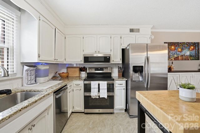 3228 Springfield Drive, Lincolnton, NC 28092