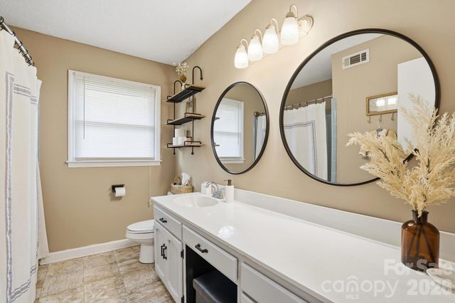 3228 Springfield Drive, Lincolnton, NC 28092