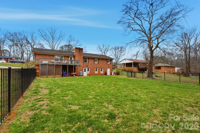 3228 Springfield Drive, Lincolnton, NC 28092