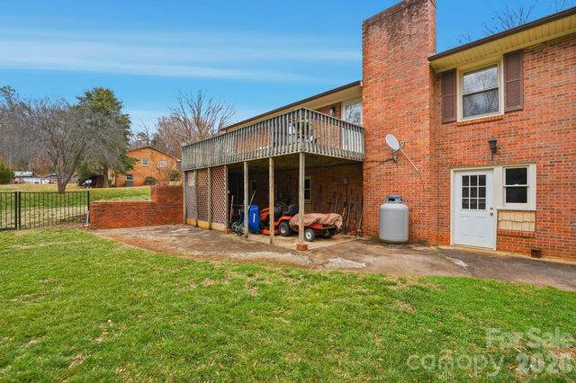 3228 Springfield Drive, Lincolnton, NC 28092