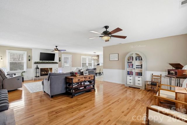 3228 Springfield Drive, Lincolnton, NC 28092