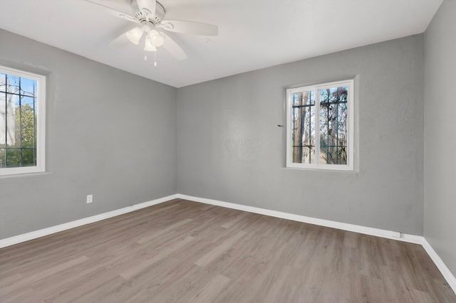 929 Palomas Drive SE, Albuquerque, NM 87108