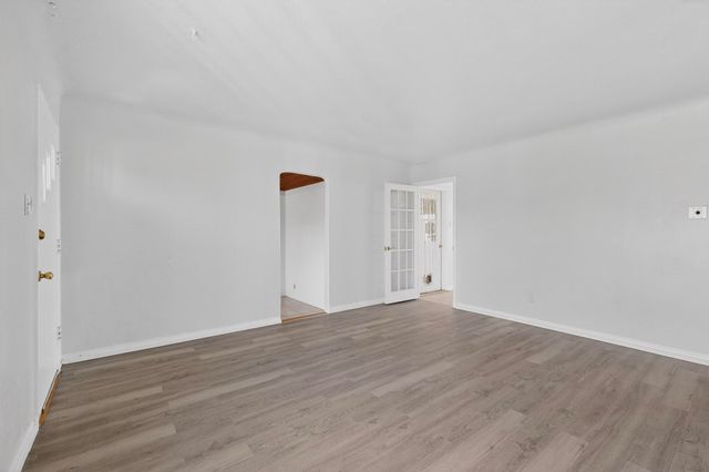 929 Palomas Drive SE, Albuquerque, NM 87108