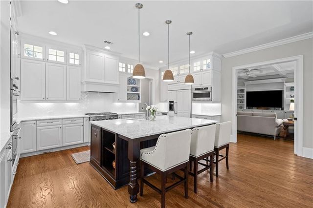 101 Brightmoor Court, Canton, GA 30115