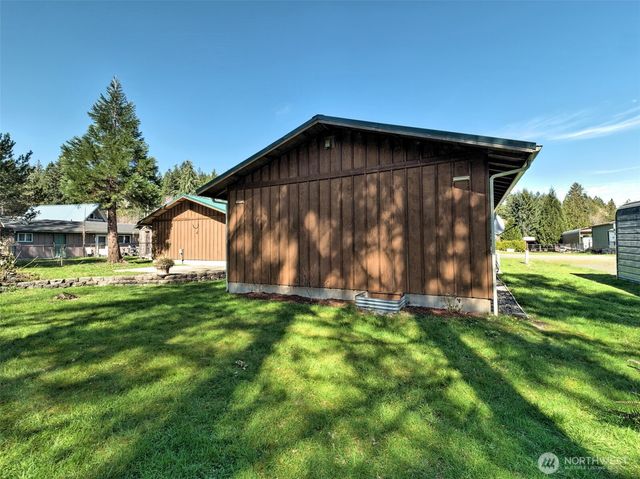 30 NE Brook Place, Tahuya, WA 98588