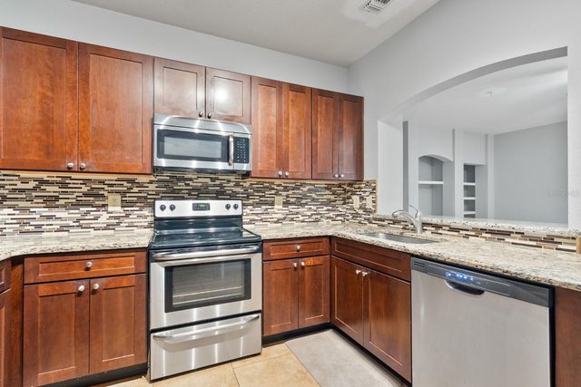 132 VISTA VERDI CIRCLE 136, Lake Mary, FL 32746