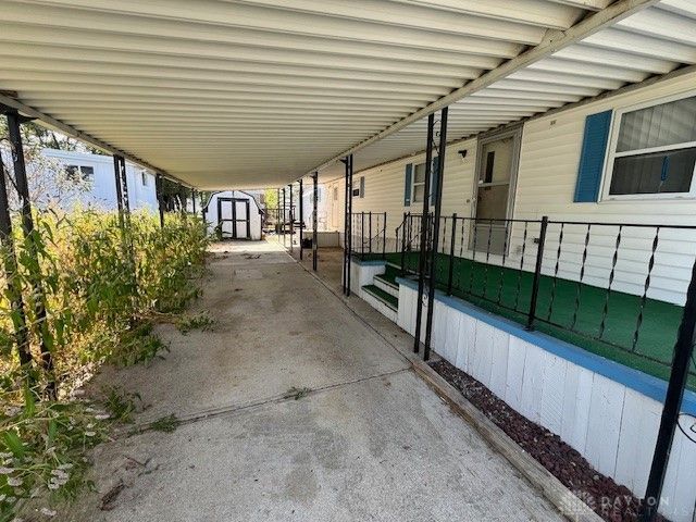 129 Solar Drive, Tipp City, OH 45371