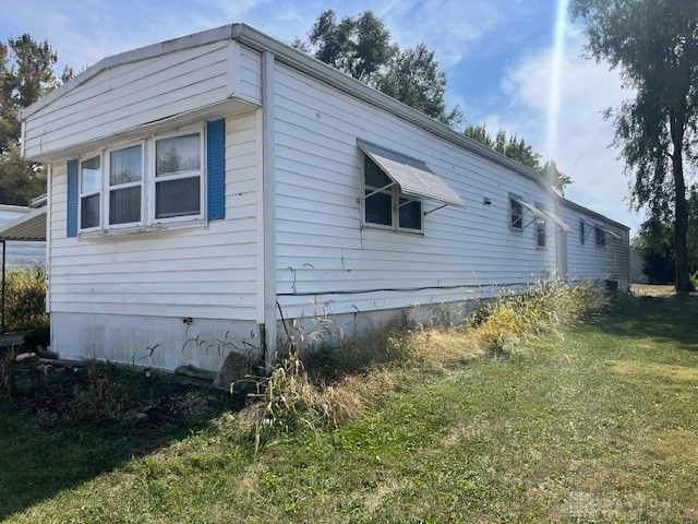 129 Solar Drive, Tipp City, OH 45371