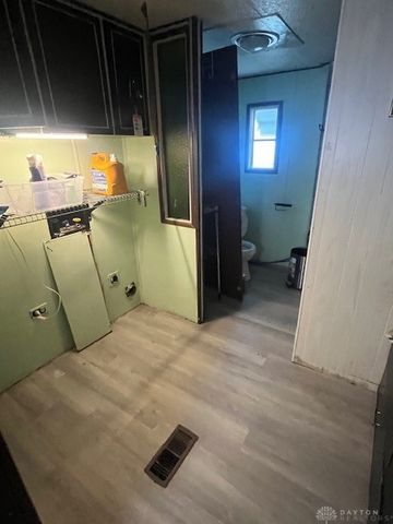 129 Solar Drive, Tipp City, OH 45371