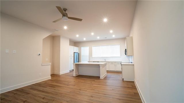 1394 Cozy Cir SE, Atlanta, GA 30315