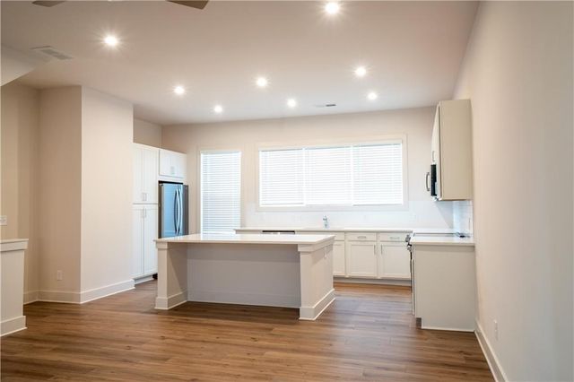 1394 Cozy Cir SE, Atlanta, GA 30315