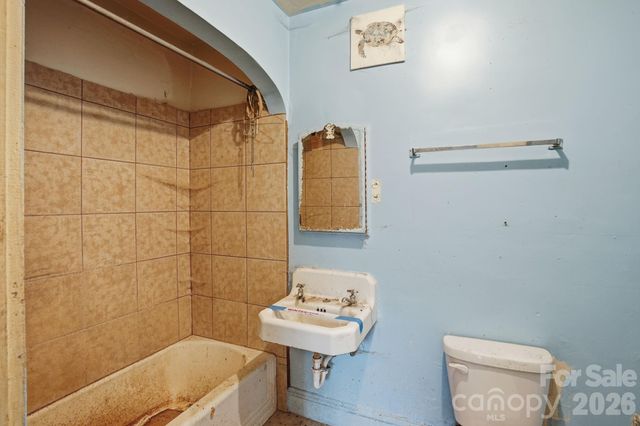 2232 Wilmore Drive, Charlotte, NC 28203