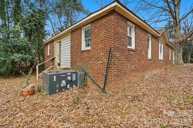 2232 Wilmore Drive, Charlotte, NC 28203