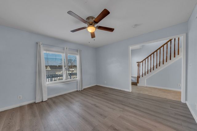 200 Raintree Dr, Hermitage, TN 37076