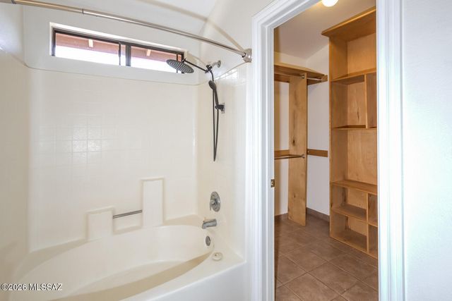 2771 W Camino De La Joya, Tucson, AZ 85756