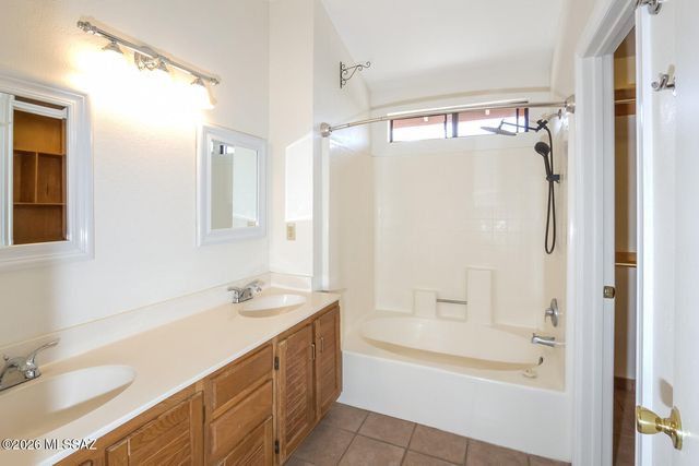 2771 W Camino De La Joya, Tucson, AZ 85756