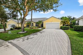 7975 Rockford Road, Boynton Beach, FL 33472
