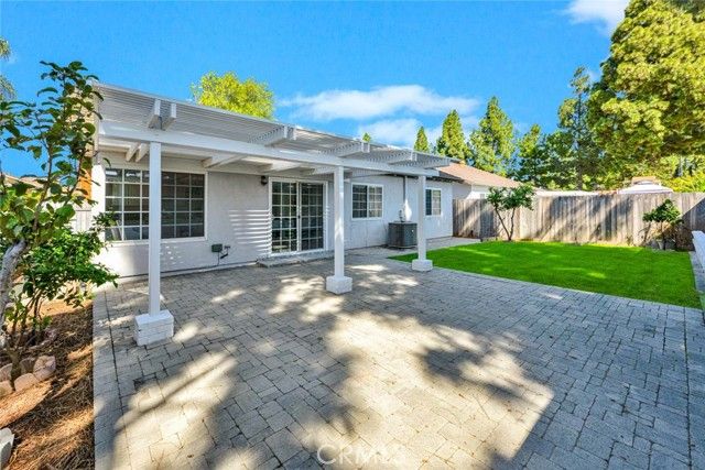 14232 Matisse Avenue, Irvine, CA 92606