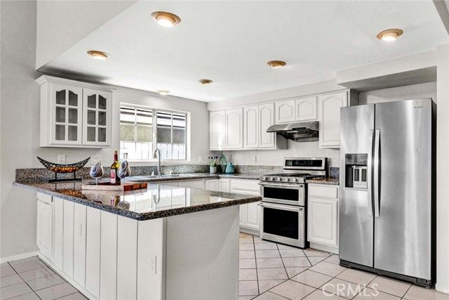 14232 Matisse Avenue, Irvine, CA 92606