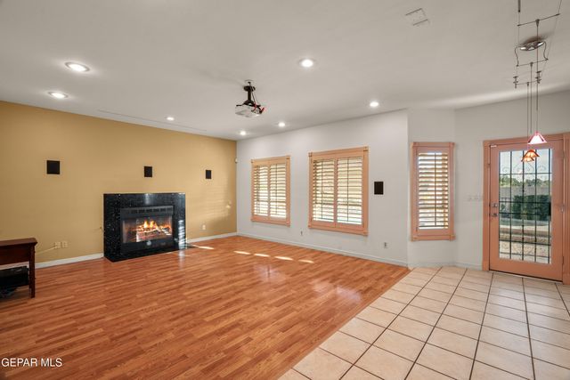 6236 La Posta Drive, El Paso, TX 79912