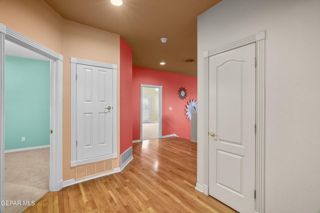 6236 La Posta Drive, El Paso, TX 79912