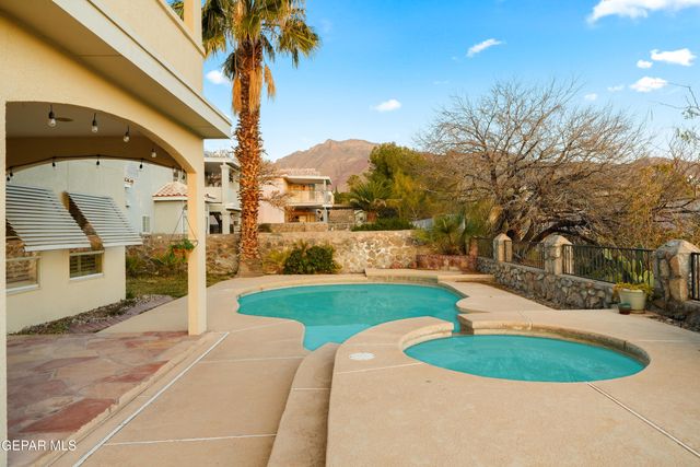 6236 La Posta Drive, El Paso, TX 79912