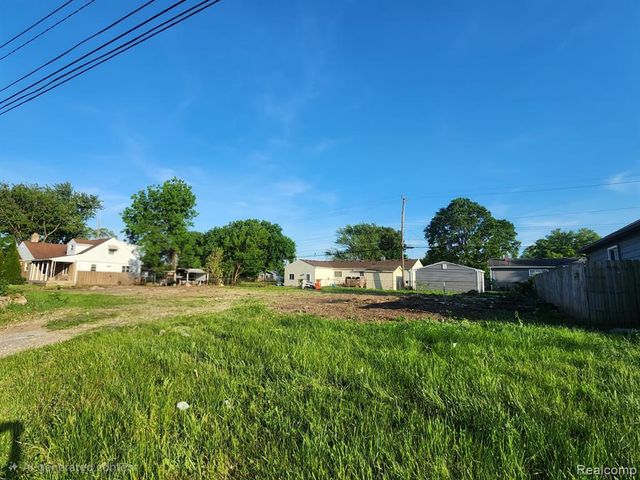 000 15 Mile Roa Clintion Township, Clinton Township, MI 48035