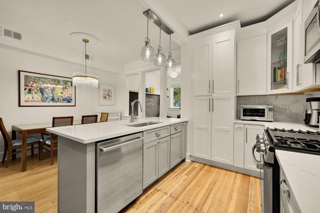618 FARRAGUT ST NW, Washington, DC 20011