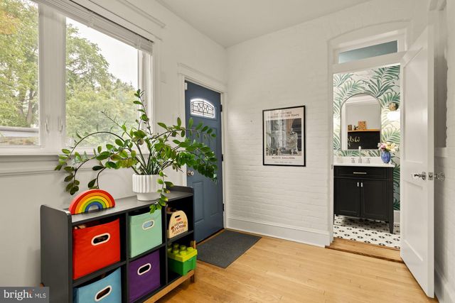 618 FARRAGUT ST NW, Washington, DC 20011