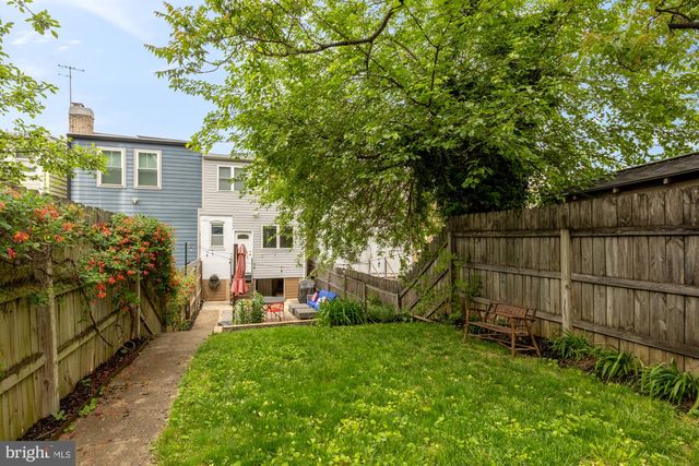 618 FARRAGUT ST NW, Washington, DC 20011