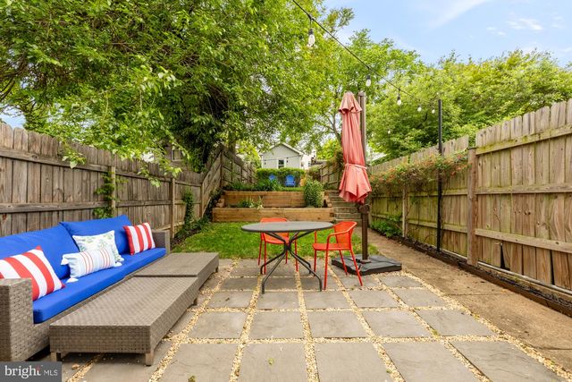 618 FARRAGUT ST NW, Washington, DC 20011