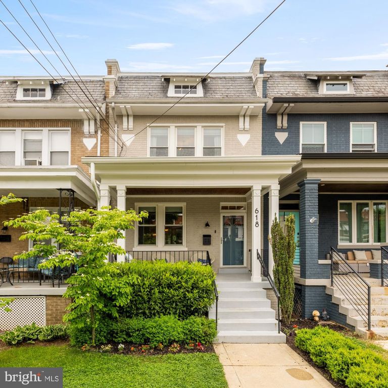 618 FARRAGUT ST NW, Washington, DC 20011