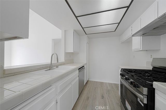 7330 Quill 59, Downey, CA 90242