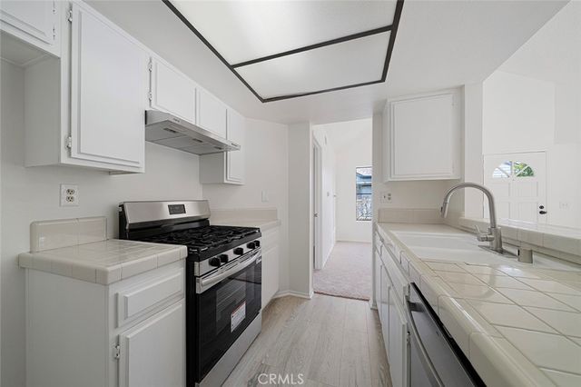 7330 Quill 59, Downey, CA 90242