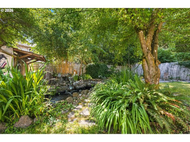 7442 N HURON Ave, Portland, OR 97203