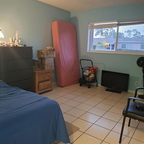 2569 Dudley Drive W D, West Palm Beach, FL 33415