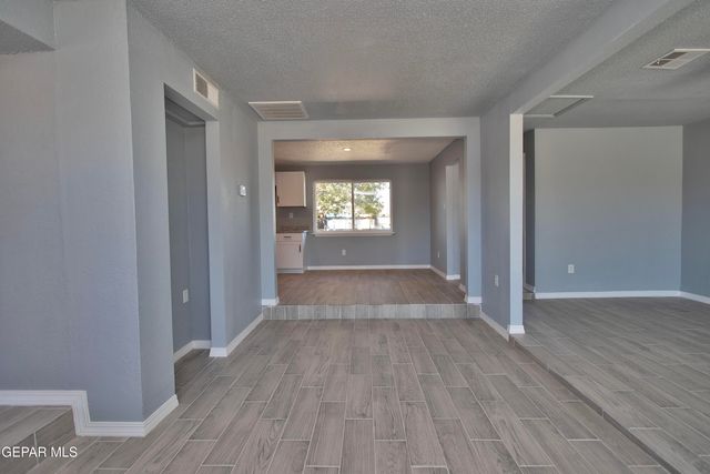 7920 Porche Street, El Paso, TX 79915