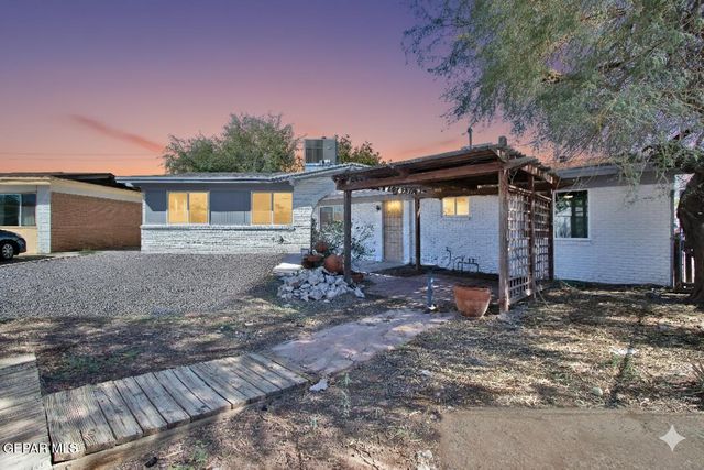 7920 Porche Street, El Paso, TX 79915