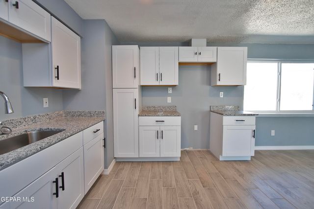 7920 Porche Street, El Paso, TX 79915