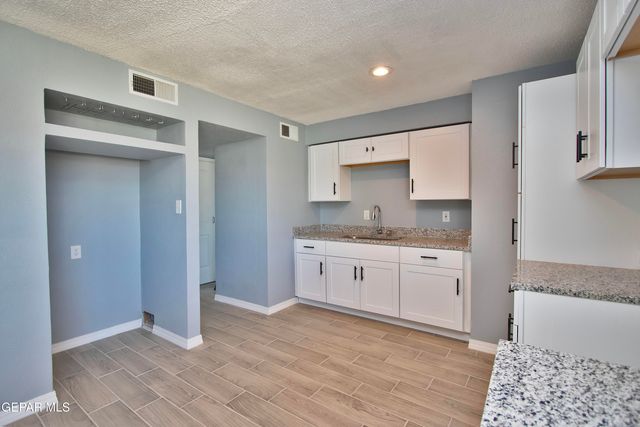 7920 Porche Street, El Paso, TX 79915