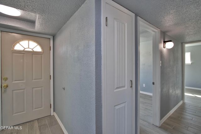 7920 Porche Street, El Paso, TX 79915