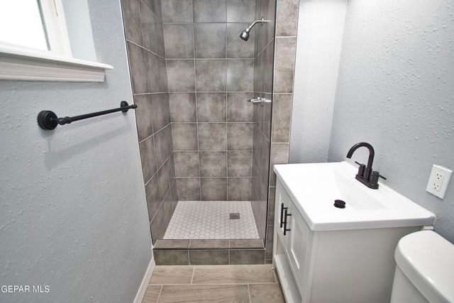 7920 Porche Street, El Paso, TX 79915