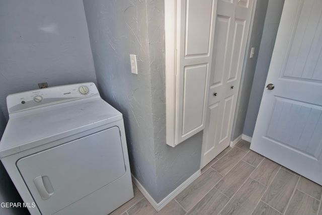 7920 Porche Street, El Paso, TX 79915