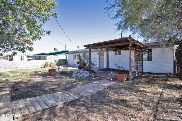 7920 Porche Street, El Paso, TX 79915