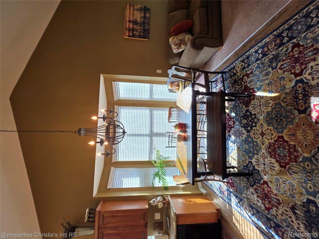 41321 Chestnut Drive, Clinton Charter Township, MI 48038