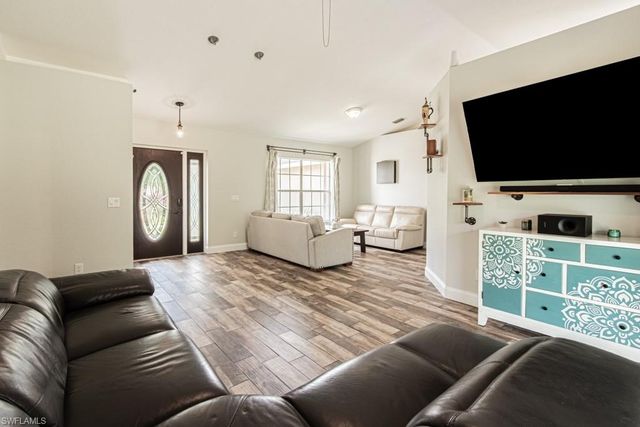 4340 4th AVE SE, Naples, FL 34117