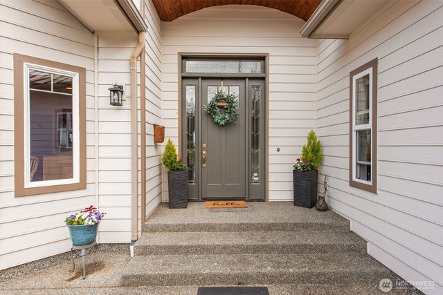 203 Delta Way, Sequim, WA 98382