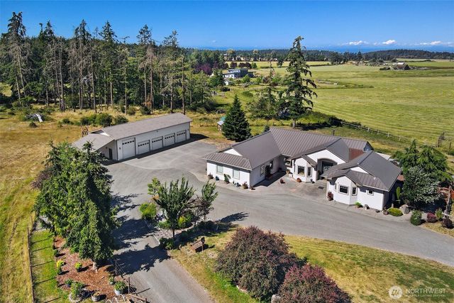 203 Delta Way, Sequim, WA 98382