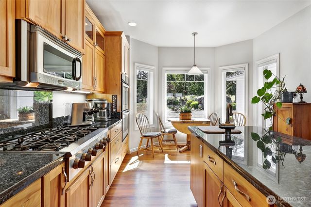 203 Delta Way, Sequim, WA 98382